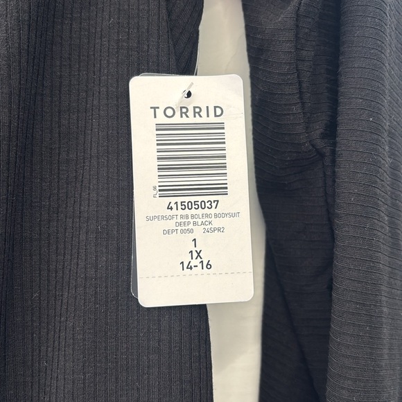 Torrid Black Ribbed Cut Out Long Sleeve Bodysuit‎ Size 1X NWT - Picture 3 of 4